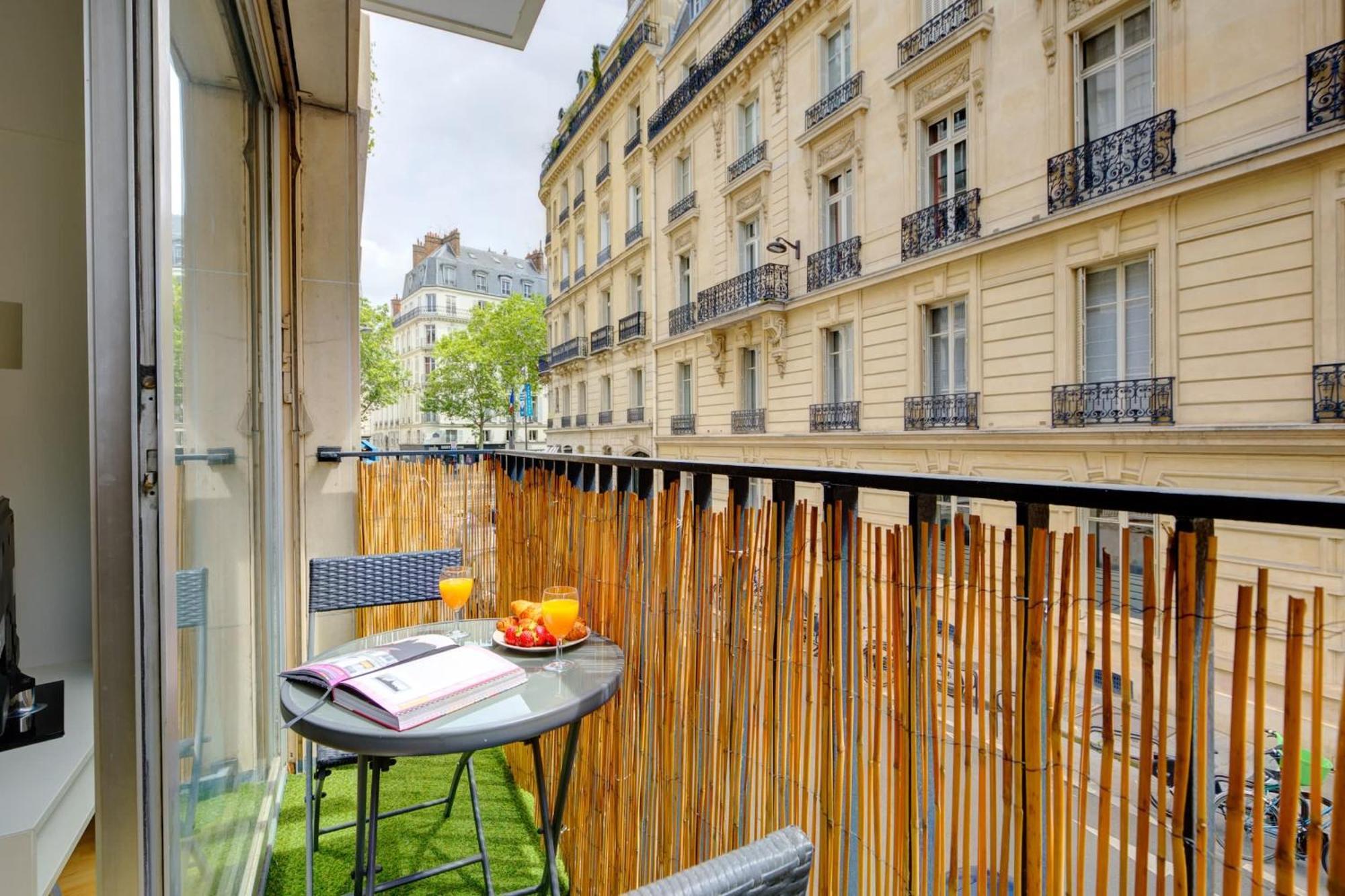 St Germain & Le Bon Marche With Balcony - Cityapartmentstay Paříž Exteriér fotografie