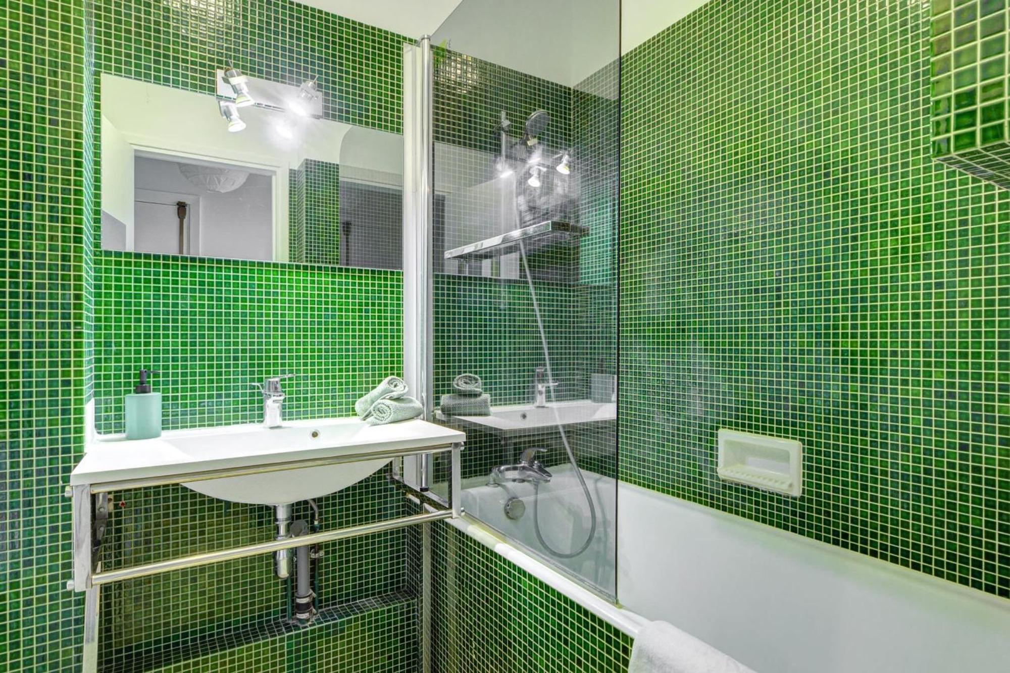 St Germain & Le Bon Marche With Balcony - Cityapartmentstay Paříž Exteriér fotografie