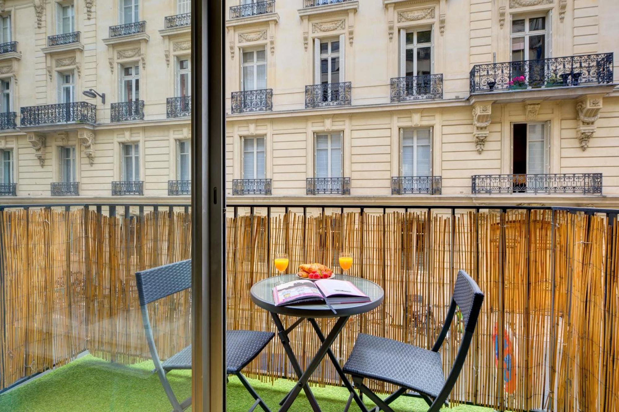 St Germain & Le Bon Marche With Balcony - Cityapartmentstay Paříž Exteriér fotografie